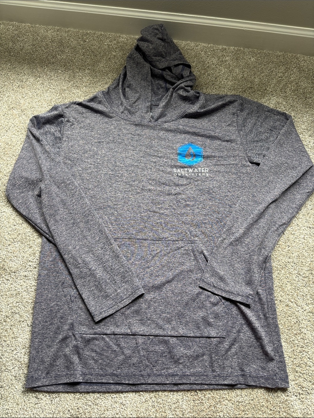 Men’s Gray Hooded Long Sleeve Pullover